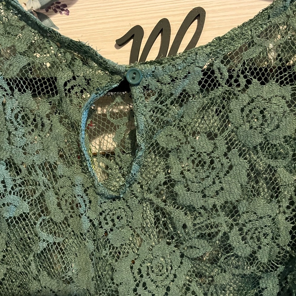 Umgee Large Green Lace Women Top - Picture 5 of 6